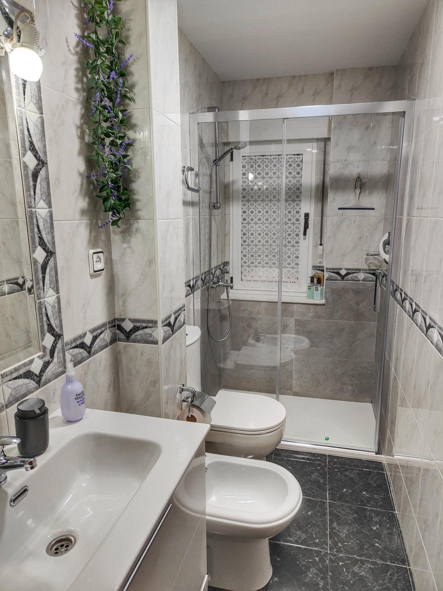 Namaste Apartment Aviles Ngoại thất bức ảnh